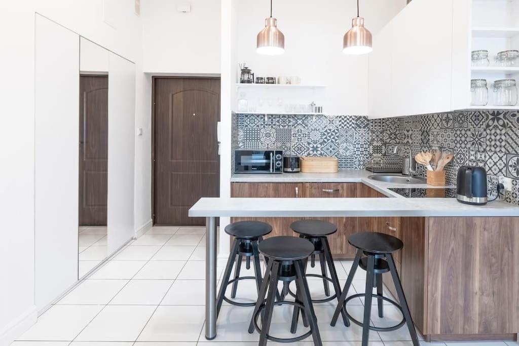 Wyjatkowy Apartament Na Rynku Breslavia Esterno foto