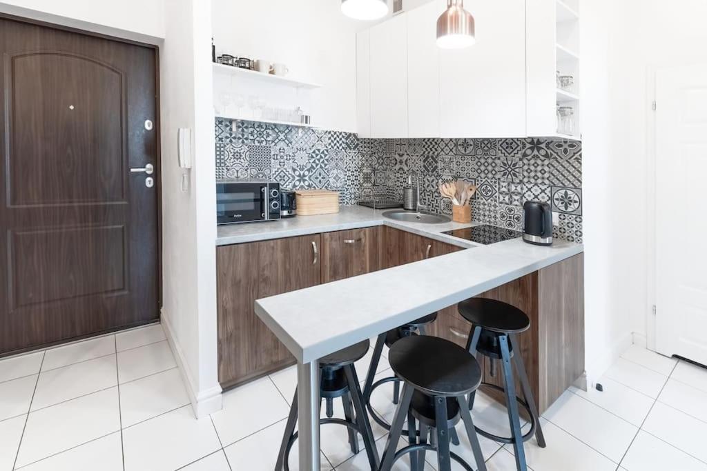 Wyjatkowy Apartament Na Rynku Breslavia Esterno foto